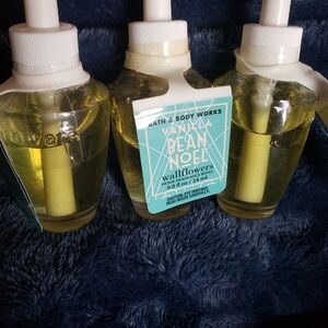 Bath & Body Works 3 Vanilla Bean Noel Wallflowers Refill